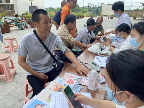 樊口社區組織開展心理健康咨詢與義診活動，拓展居民心理服務